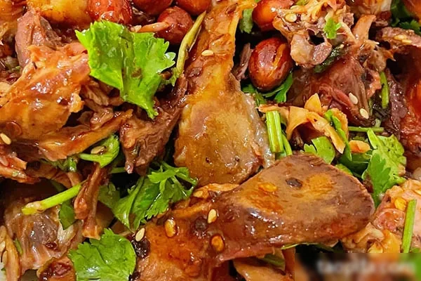 老沈阳拌鸡架视频教程-配方档案馆