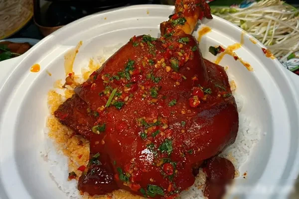 招牌葱香霸王肘视频教程-配方档案馆