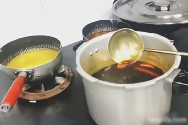 面馆复制酱油视频教程-配方档案馆